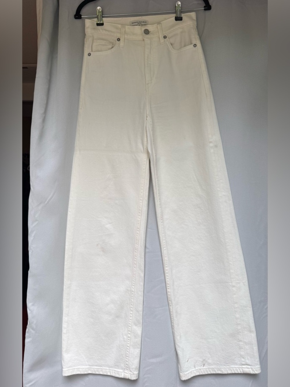 Banana Republic The Icon Classic Wide Leg Jean